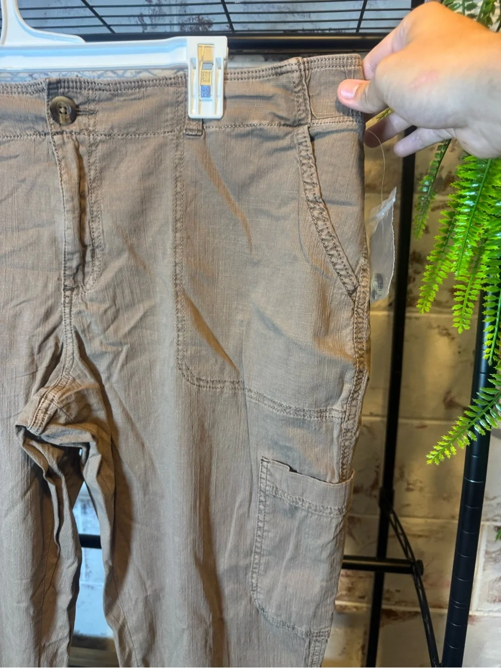 Sonoma Cargo Pants in Taupe Brown